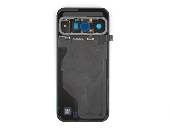 Google Pixel 10 Vibration Motor Replacement, Remove any liners from the back glass: 47 단계, 이미지 2개 중 2개