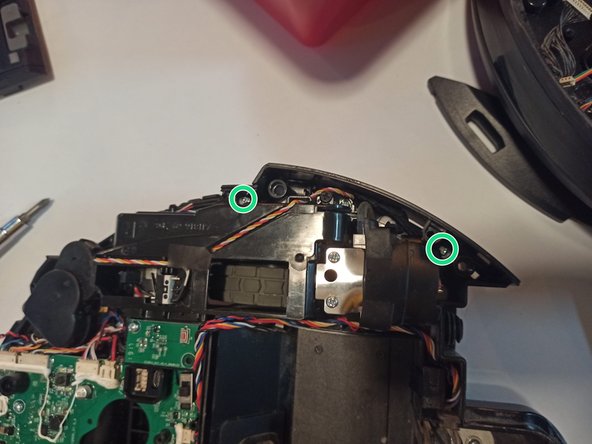 Ecovacs Deebot 920 Reassembly, Install The Sides: crwdns2935265:011crwdnd2935265:02crwdnd2935265:02crwdne2935265:0