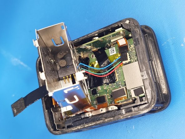 GoPro Hero 9 and 10 Black Disassembly, Battery cage removal: crwdns2935265:04crwdnd2935265:02crwdnd2935265:03crwdne2935265:0