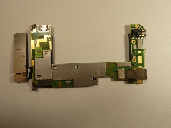 HTC One V Camera Replacement, Camera: passo 17, imagem 2 %32