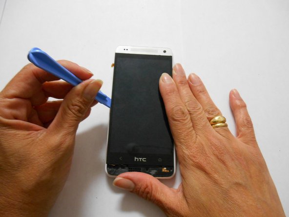 HTC One Mini LCD Display Replacement: crwdns2935265:06crwdnd2935265:02crwdnd2935265:02crwdne2935265:0