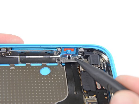 iPhone 5c Volume Controls Replacement: crwdns2935265:029crwdnd2935265:02crwdnd2935265:02crwdne2935265:0