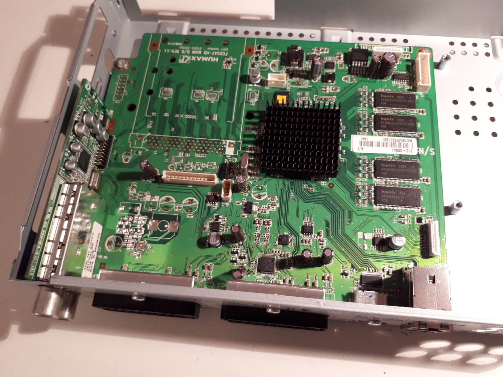 Humax IRHD 5000C Teardown - iFixit