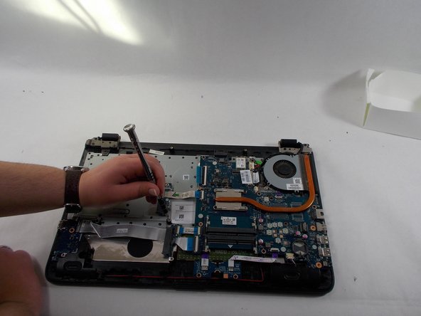 HP 15-af123cl Hard Drive Replacement: crwdns2935265:09crwdnd2935265:03crwdnd2935265:03crwdne2935265:0