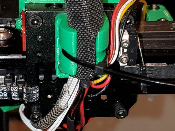 7. X Carriage Assembly, Hotend Wiring: crwdns2935265:06crwdnd2935265:03crwdnd2935265:03crwdne2935265:0