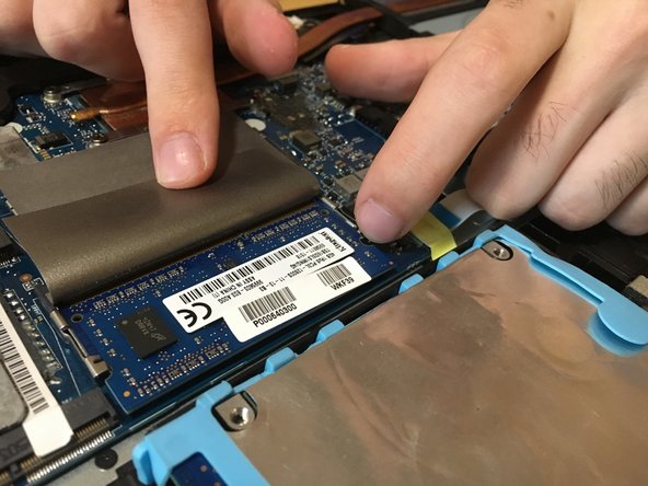 Toshiba Satellite P55W-C5316 RAM Replacement, RAM: crwdns2935265:05crwdnd2935265:02crwdnd2935265:03crwdne2935265:0