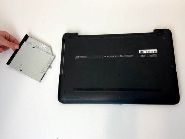 HP 15-ay114cy Speakers Replacement, Remove the Disk Drive: crwdns2935265:05crwdnd2935265:02crwdnd2935265:02crwdne2935265:0