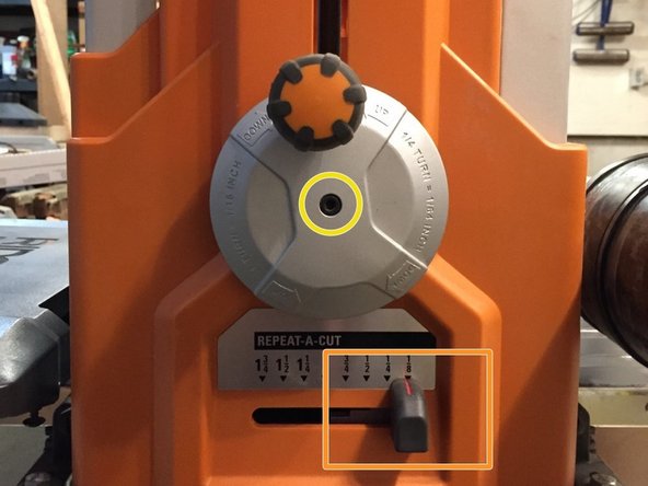 Ridgid R4300 Planer Cutting head with Byrd SHELIX Helical Cutter Head Replacement, Remove side covers: crwdns2935265:03crwdnd2935265:03crwdnd2935265:03crwdne2935265:0