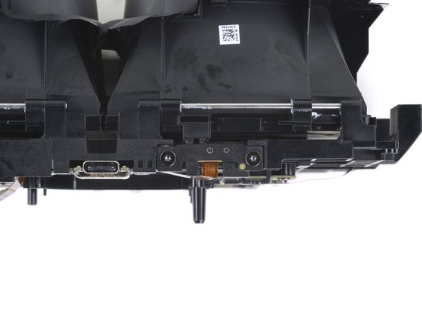 HTC Vive Focus USB-C Port Replacement, Remove the USB-C port: crwdns2935265:041crwdnd2935265:02crwdnd2935265:02crwdne2935265:0