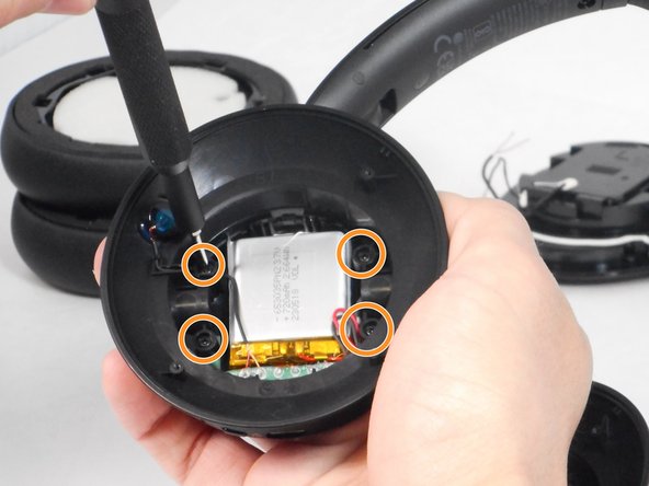 Anker Soundcore Life Q30 Battery Replacement, Battery: crwdns2935265:05crwdnd2935265:03crwdnd2935265:03crwdne2935265:0