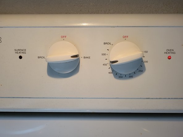 How to Salt Scour a Cast Iron Skillet: 5 단계, 이미지 3개 중 2개