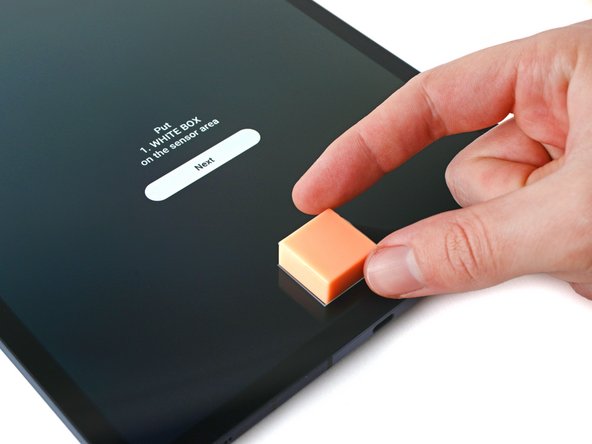 How to Calibrate an Optical Fingerprint Sensor, Apply the white box: crwdns2935265:09crwdnd2935265:03crwdnd2935265:03crwdne2935265:0