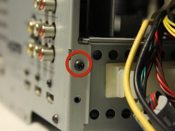 Mitsubishi WD57734 Input/Output Board Replacement: crwdns2935265:011crwdnd2935265:02crwdnd2935265:03crwdne2935265:0