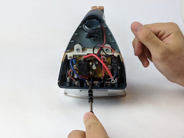 Shark Ultimate Professional Heat Plate Replacement: step 4, image 2 of 3