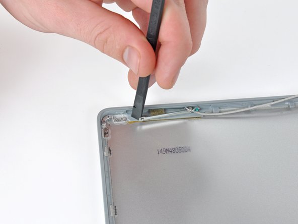 PowerBook G4 Aluminum 12" 867 MHz Rear Display Bezel Replacement: crwdns2935265:08crwdnd2935265:02crwdnd2935265:02crwdne2935265:0