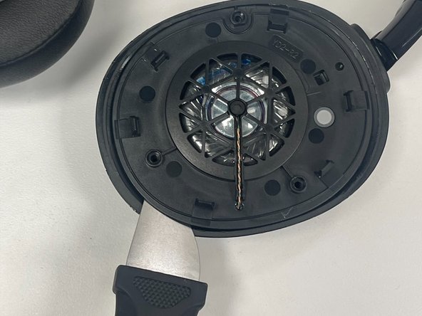 JBL Tune 770NC Speaker Replacement: crwdns2935265:05crwdnd2935265:02crwdnd2935265:03crwdne2935265:0