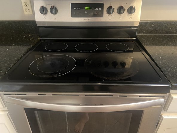 Frigidaire FCRE3052A Oven Light Replacement: crwdns2935265:05crwdnd2935265:03crwdnd2935265:03crwdne2935265:0