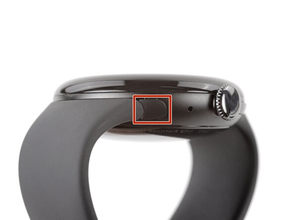 Google Pixel Watch 4 Battery Replacement, Remove the watch bands: crwdns2935265:02crwdnd2935265:01crwdnd2935265:03crwdne2935265:0