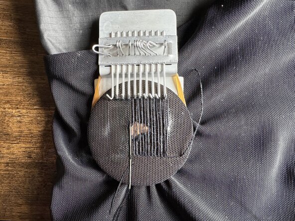 Woven Darning with a Speedy Weave, Start a new thread length: crwdns2935265:08crwdnd2935265:02crwdnd2935265:02crwdne2935265:0