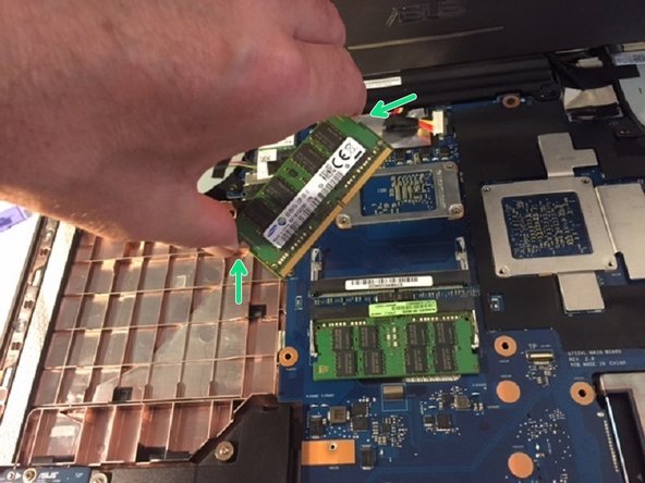 Asus ROG Laptop G752VL-DH71 RAM under keyboard Replacement, RAM removal: crwdns2935265:012crwdnd2935265:03crwdnd2935265:03crwdne2935265:0