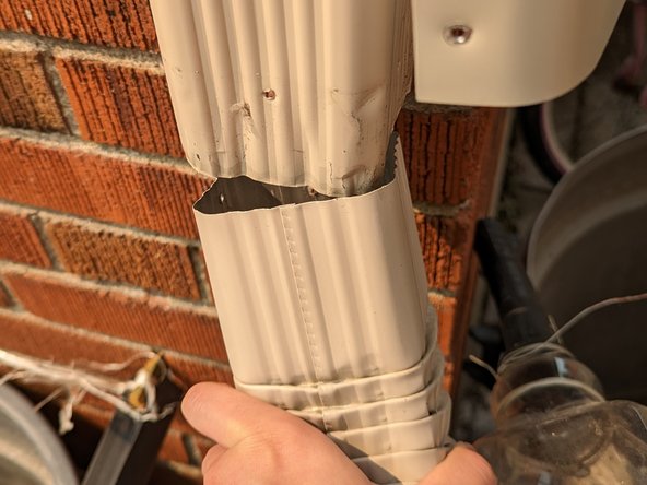How to Replace a Damaged Gutter Segment: step 3, image 2 of 3