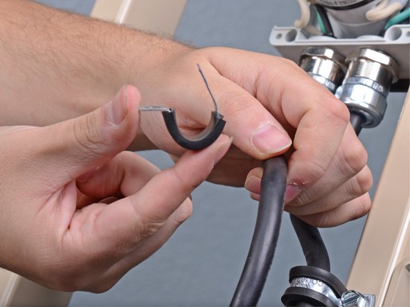 EDCO Disk Grinder 50200-HD On/Off Switch Replacement: crwdns2935265:011crwdnd2935265:03crwdnd2935265:03crwdne2935265:0