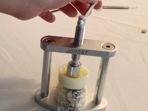 FOSSIL ES3012 Battery Replacement: step 7, image 2 of 3