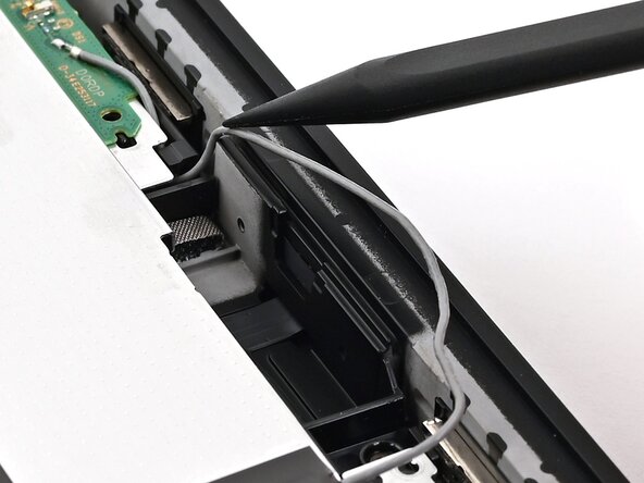 Nintendo Switch 2 Microphone Replacement, Finish routing the gray antenna cable: crwdns2935265:044crwdnd2935265:01crwdnd2935265:03crwdne2935265:0