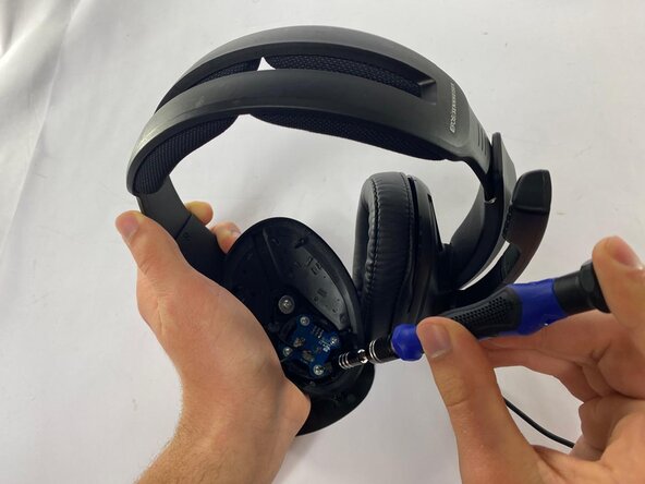 EPOS Sennheiser GSP 302 Volume Wheel Replacement, Volume Control Potentiometer: step 4, image 1 of 2