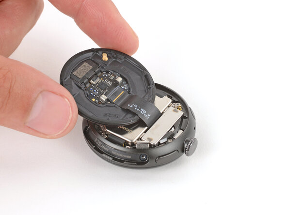 Google Pixel Watch 4 Back Sensor Glass Replacement, Reposition the back sensor glass: crwdns2935265:06crwdnd2935265:03crwdnd2935265:03crwdne2935265:0