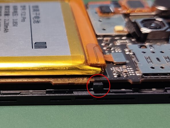 Disassembling Duoqin F21 Pro, Unclip the motherboard: crwdns2935265:04crwdnd2935265:02crwdnd2935265:02crwdne2935265:0