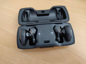 Bose soundsport right discount earbud not charging