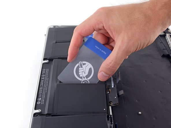 MacBook Pro 15" Retina Display Mid 2014 Battery Replacement: crwdns2935265:046crwdnd2935265:02crwdnd2935265:03crwdne2935265:0