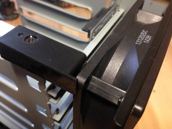 Synology DiskStation DS412+ RAM Replacement: crwdns2935265:010crwdnd2935265:02crwdnd2935265:02crwdne2935265:0