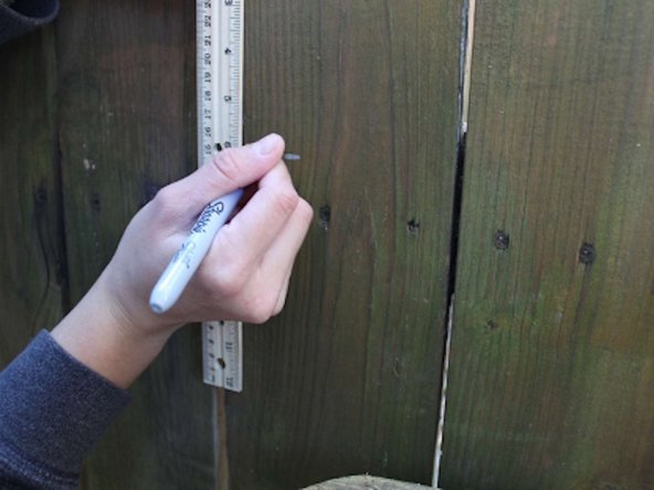 How to Replace a Wooden Gate Latch: adım 4, 2 resimden 2.