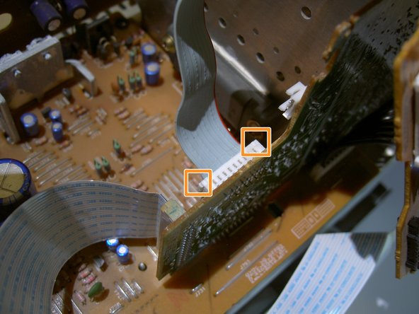 Panasonic SA-PM17 CD Tray Cover Replacement: crwdns2935265:09crwdnd2935265:02crwdnd2935265:03crwdne2935265:0