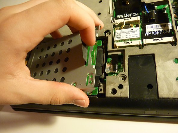 Dell Studio 1535 Hard Drive Replacement: stap 0, afbeelding 2 van 3