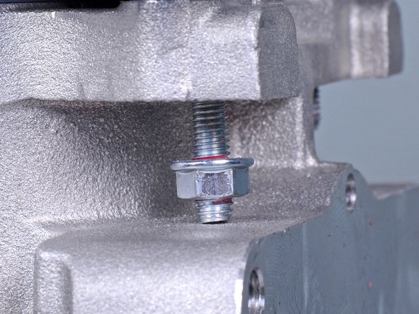 Wacker 4-Stroke Rammer BS504AS REV 101 (2019) Clutch Drum Replacement, Remove the motor nuts: crwdns2935265:018crwdnd2935265:03crwdnd2935265:03crwdne2935265:0