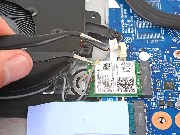 Lenovo IdeaPad 3-15IIL05 Fan Replacement, Disconnect the antenna cables: crwdns2935265:012crwdnd2935265:02crwdnd2935265:03crwdne2935265:0