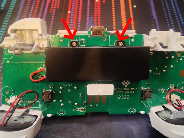 Disassembling 8BitDo Ultimate Bluetooth Controller, Access the battery: crwdns2935265:07crwdnd2935265:01crwdnd2935265:03crwdne2935265:0