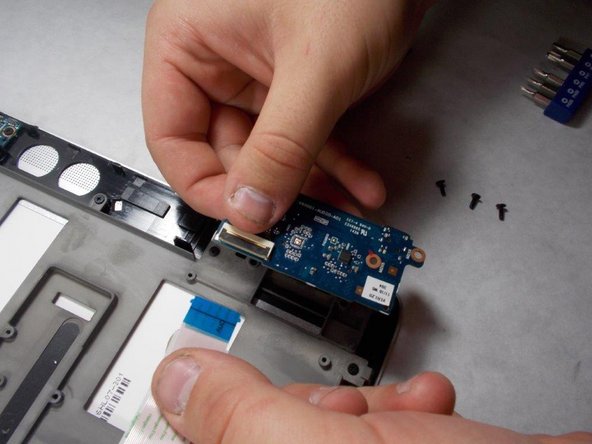 HP Envy X2-15-C001Dx Audio Board Replacement: crwdns2935265:012crwdnd2935265:02crwdnd2935265:02crwdne2935265:0