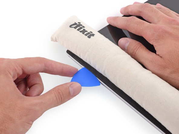 Microsoft Surface Pro 3 Teardown: crwdns2935265:05crwdnd2935265:03crwdnd2935265:03crwdne2935265:0