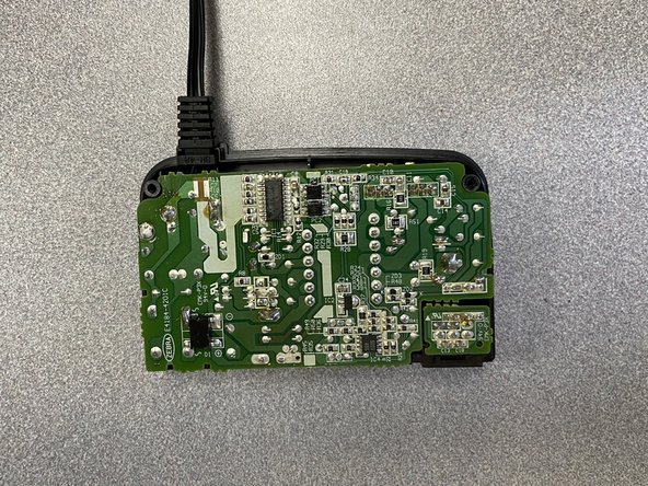 Nintendo 64 Power Supply Power Cable Replacement: crwdns2935265:010crwdnd2935265:02crwdnd2935265:02crwdne2935265:0