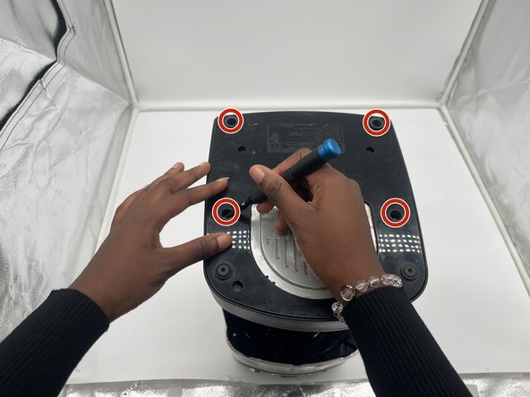 Cuisinart DGB-650 Water Pipe Replacement, Water Pipe: crwdns2935265:01crwdnd2935265:02crwdnd2935265:03crwdne2935265:0