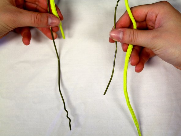 How To Re-String A Hoodie: crwdns2935265:07crwdnd2935265:02crwdnd2935265:02crwdne2935265:0