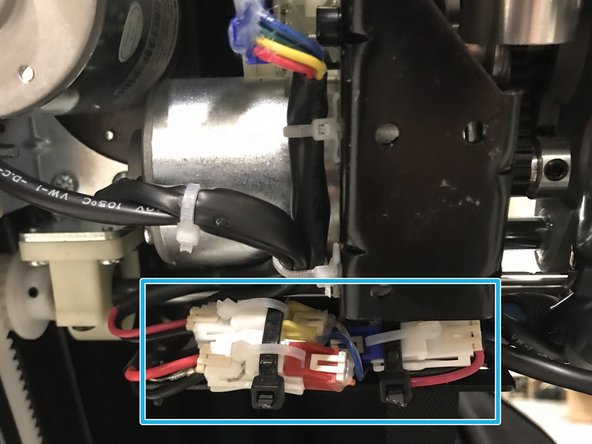 3D Mechanism Replacement: 步骤 7 中的图像 2，3