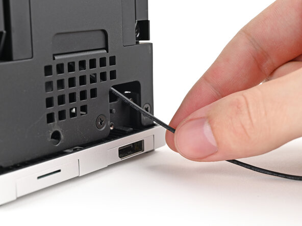 Framework Desktop Power Button Board Replacement, Remove the Power Button Board: Schritt 13, Bild 2 von 3