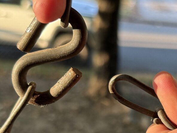 How to Repair a Backward-Tilted Porch Swing: step 4, image 1 of 2