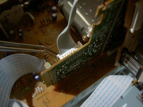 Panasonic SA-PM17 Tape Player Cover Replacement: crwdns2935265:09crwdnd2935265:03crwdnd2935265:03crwdne2935265:0