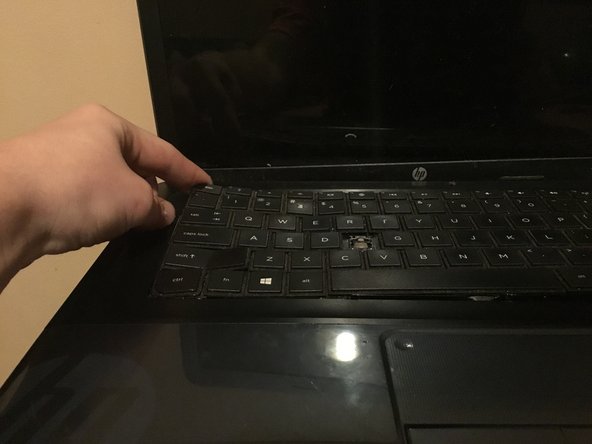 HP 2000-2d19wm Keyboard  Replacement: step 5, image 2 of 3